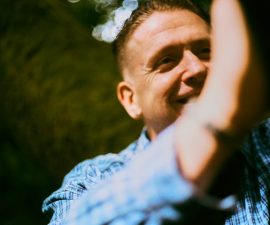 thumbnail_Damien Dempsey Hold Your Joy (2)